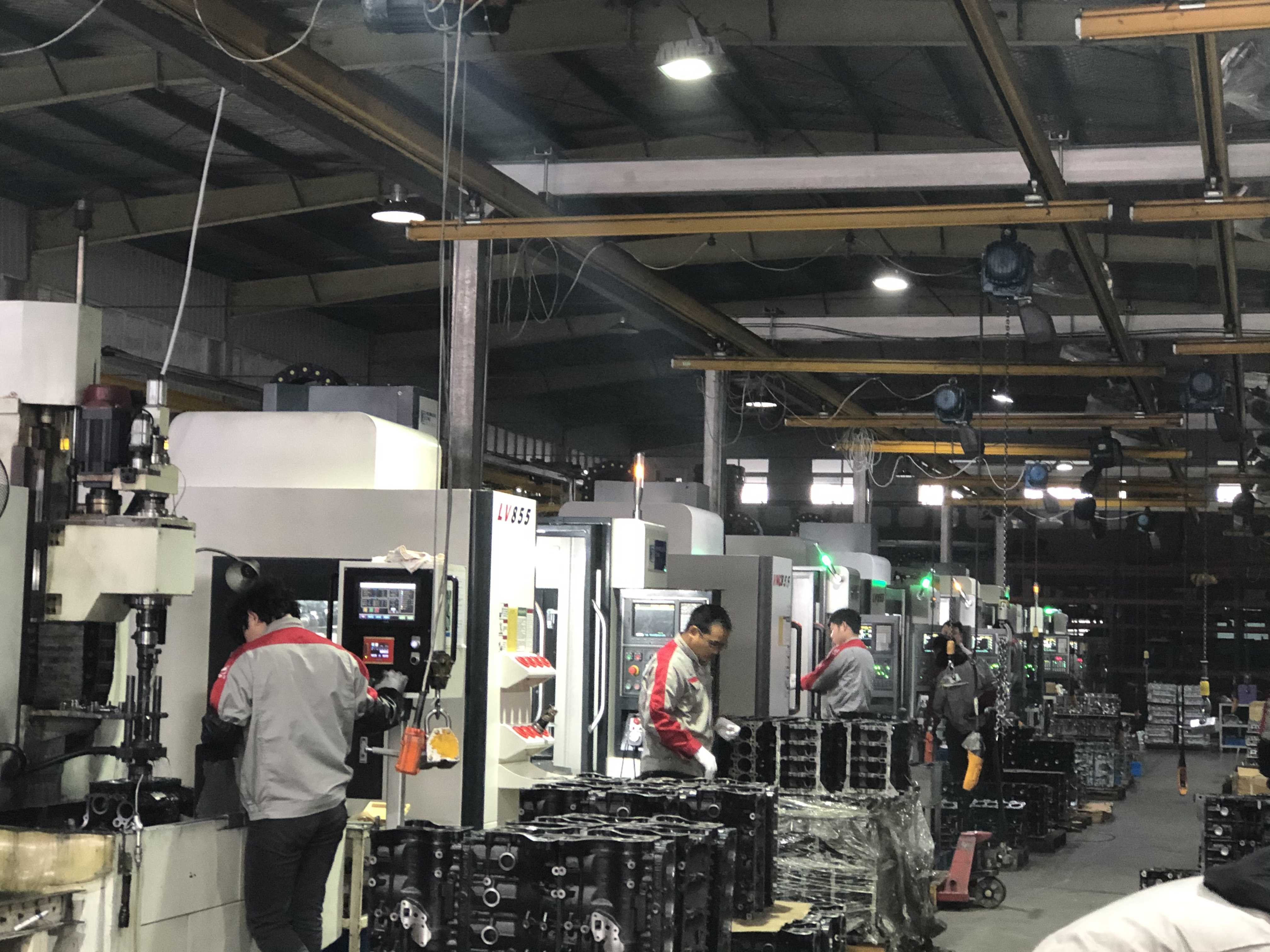 公司新增龙门磨床